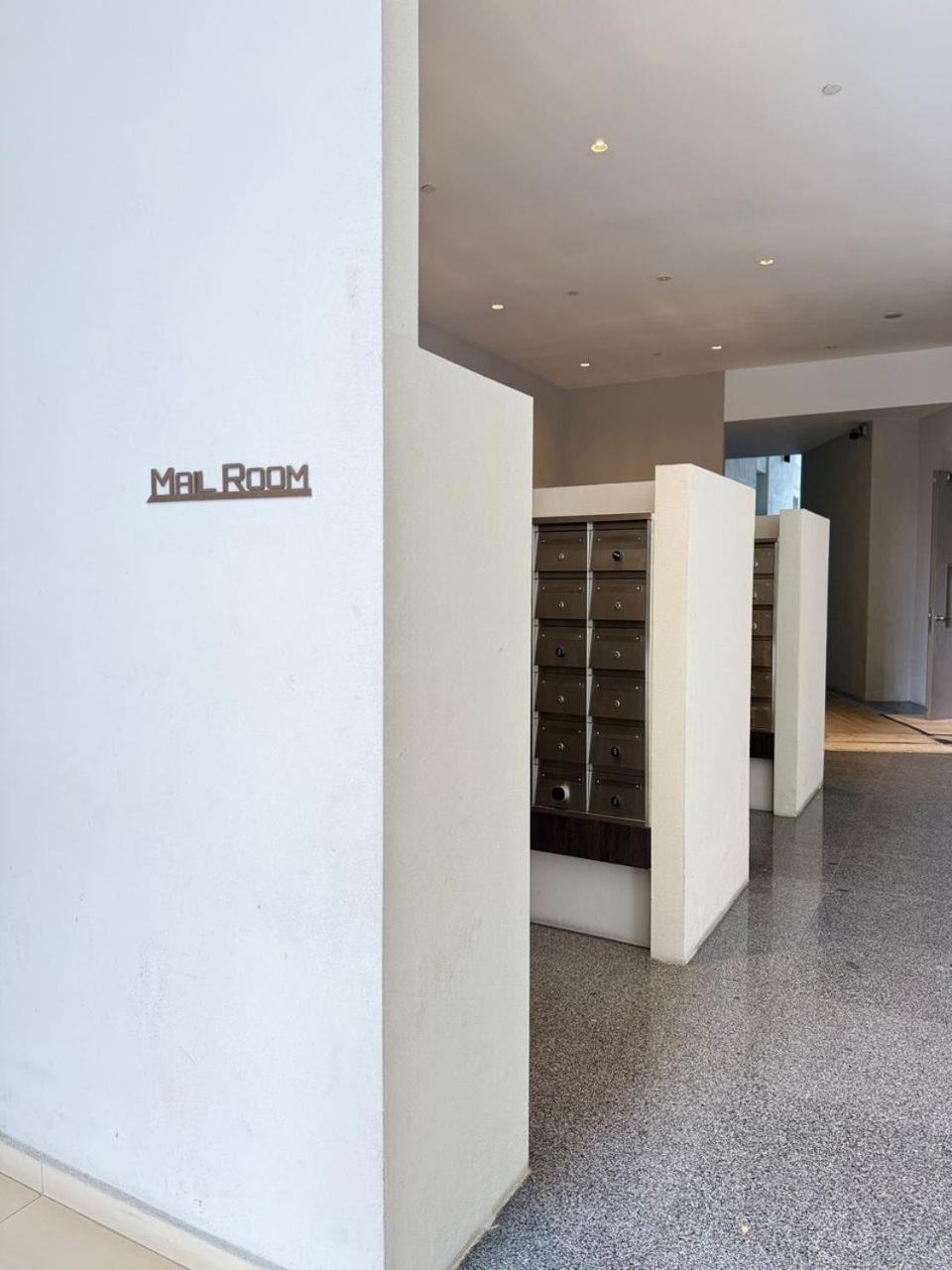 Eaton Residences Klcc By Perkasa Ikon Kuala Lumpur Exterior photo